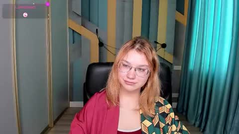 AngelinaLow online show from January 19, 2026, 12:31 pm