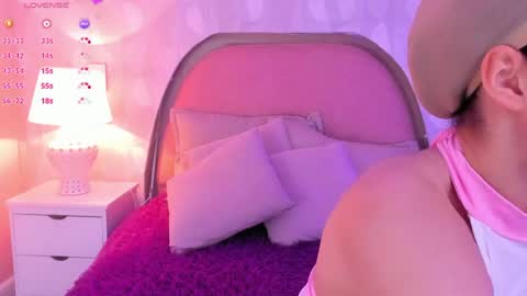 Snapshot of angeline__cute chatting on May 4, 2026, 12:23 pm angeline online show from May 4, 2026, 12:23 pm