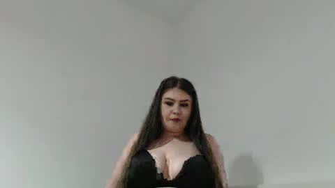 Snapshot of angelinnadiamond chatting on May 27, 2026, 1:13 am Angelina Diamond online show from May 27, 2026, 1:13 am