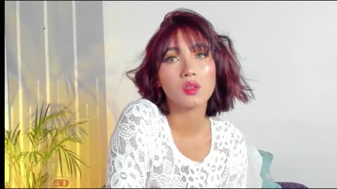 Angelique Murphy online show from November 12, 2025, 6:14 am