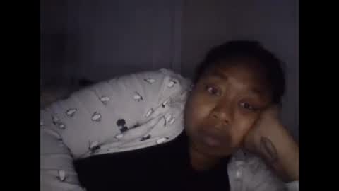 Snapshot of angeliquebelcaliz chatting on February 21, 2025, 3:45 am angeliquebelcaliz online show from February 21, 2025, 3:45 am