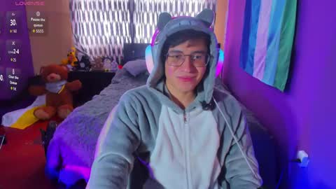 Angel online show from June 7, 2026, 8:01 pm