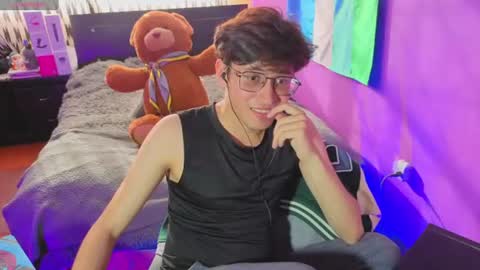 Angel online show from July 28, 2026, 9:47 pm
