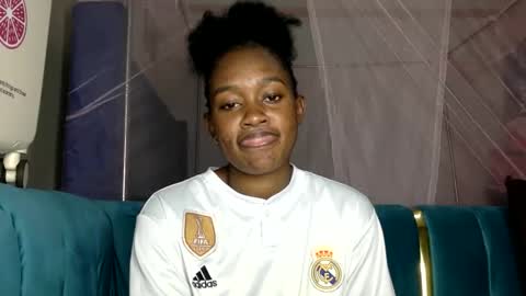 angelkyla online show from November 16, 2025, 5:29 pm