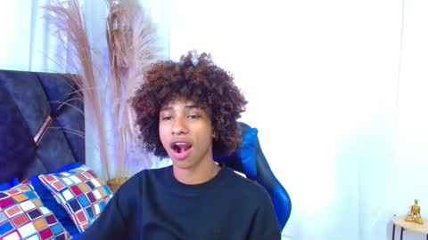 Angel online show from November 24, 2025, 8:30 pm