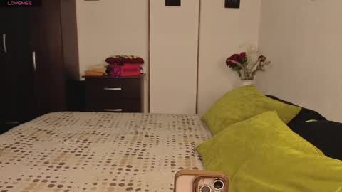  ANGELA ISABELLA  online show from June 6, 2026, 3:39 pm