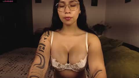  ANGELA ISABELLA  online show from June 20, 2026, 12:30 pm