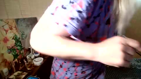 angelleah online show from July 27, 2026, 7:48 am