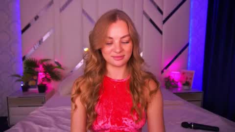 Snapshot of angelleyess chatting on October 29, 2025, 12:46 am angelleyess online show from October 29, 2025, 12:46 am