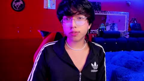 Angel  online show from December 14, 2024, 12:33 pm