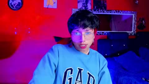 Angel  online show from February 18, 2025, 3:43 pm