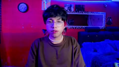 Angel  online show from March 6, 2025, 3:46 am