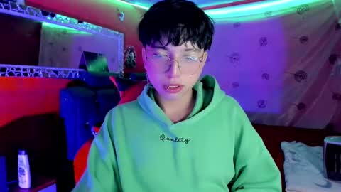 Angel  online show from September 12, 2025, 7:08 am