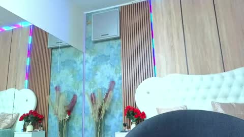 angellys online show from May 10, 2026, 4:23 pm