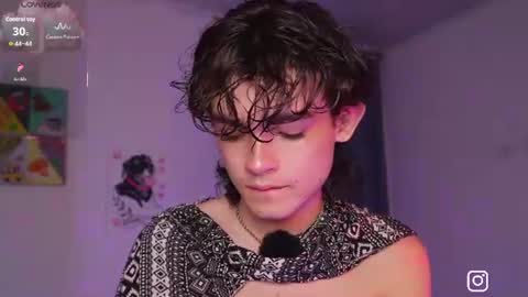 Snapshot of angelocute_ chatting on July 12, 2026, 1:18 am Angelo I work from home this is my room online show from July 12, 2026, 1:18 am