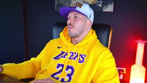 Snapshot of angeloeric chatting on December 12, 2024, 1:28 pm BlackWolf online show from December 12, 2024, 1:28 pm