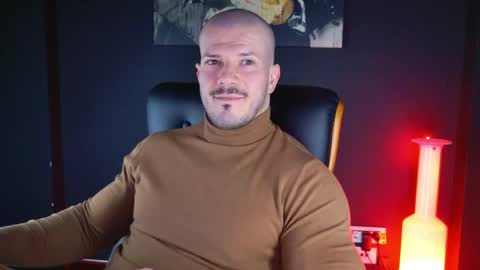 Snapshot of angeloeric chatting on December 17, 2024, 5:26 pm BlackWolf online show from December 17, 2024, 5:26 pm