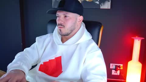 Snapshot of angeloeric chatting on December 29, 2024, 12:01 pm BlackWolf online show from December 29, 2024, 12:01 pm