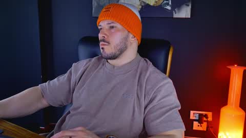 Snapshot of angeloeric chatting on January 20, 2025, 8:41 am BlackWolf online show from January 20, 2025, 8:41 am