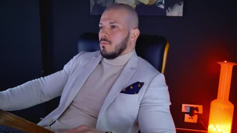 Snapshot of angeloeric chatting on February 5, 2025, 8:00 am BlackWolf online show from February 5, 2025, 8:00 am