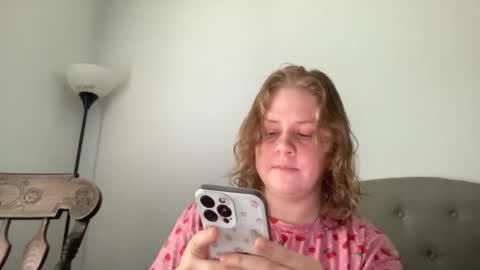 Snapshot of angeloflight273360 chatting on February 19, 2026, 2:24 pm Angel of Light online show from February 19, 2026, 2:24 pm