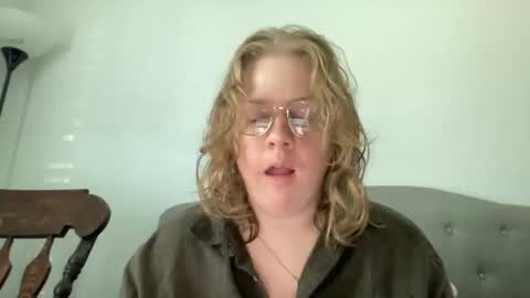 Snapshot of angeloflight273360 chatting on February 23, 2026, 3:31 pm Angel of Light online show from February 23, 2026, 3:31 pm