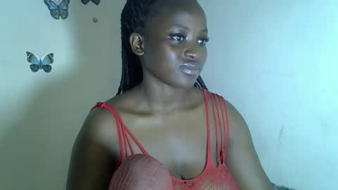 Snapshot of angelofsweetness chatting on December 14, 2025, 4:56 pm angelofsweetness online show from December 14, 2025, 4:56 pm