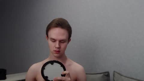 Angel online show from February 2, 2025, 9:40 am