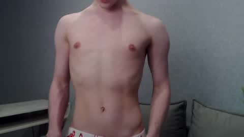 Angel online show from February 10, 2025, 6:35 pm