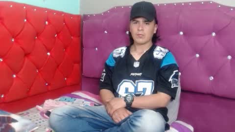 Snapshot of angels_0001 chatting on March 10, 2026, 3:44 am angels_0001 online show from March 10, 2026, 3:44 am