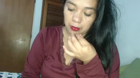 rebeca online show from February 22, 2025, 2:39 am