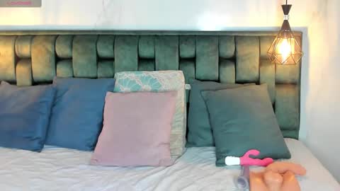 ANGIE online show from February 26, 2025, 1:52 pm