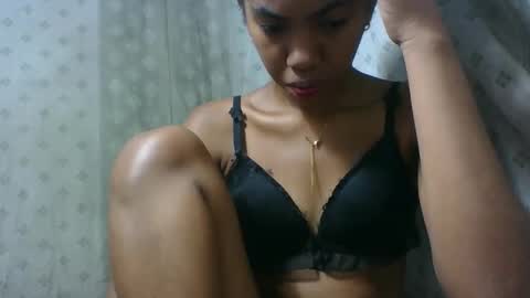 angeltta69 online show from April 25, 2026, 7:00 am