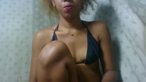 angeltta69 online show from April 30, 2026, 8:37 pm