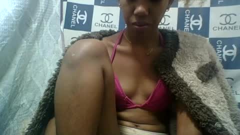 angeltta69 online show from July 13, 2026, 2:09 pm