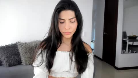 Angel Turned   online show from April 16, 2026, 9:39 pm