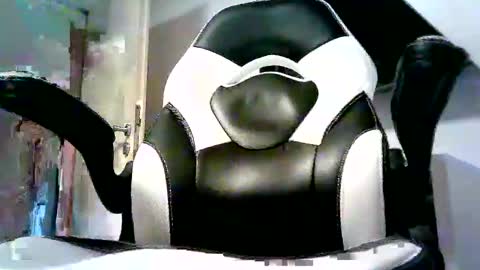 Snapshot of angeluscam chatting on November 18, 2025, 8:30 am angeluscam online show from November 18, 2025, 8:30 am