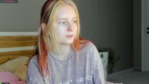 angelwise online show from June 11, 2026, 3:04 am