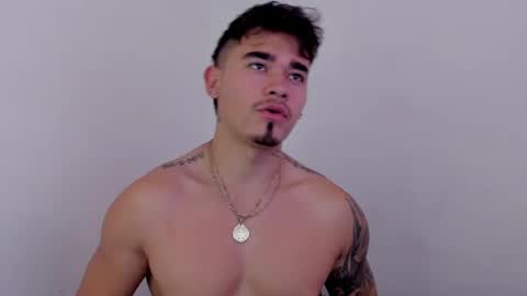 Snapshot of angelx_fox chatting on September 11, 2025, 4:40 pm Angel Fox online show from September 11, 2025, 4:40 pm