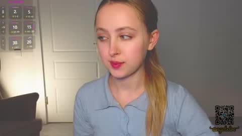 Snapshot of angelxloe chatting on May 7, 2026, 1:33 am Im Chloe i do FLASH BOOBS for new fan club online show from May 7, 2026, 1:33 am