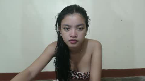 Snapshot of angelxmills chatting on February 22, 2026, 11:14 pm angelxmills online show from February 22, 2026, 11:14 pm