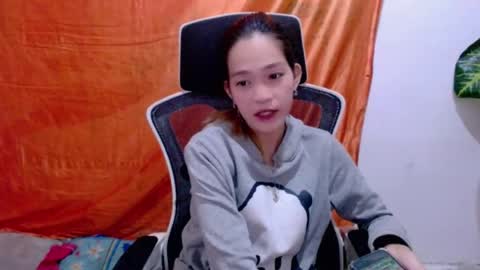 Snapshot of angelyn_slim chatting on July 23, 2026, 12:03 pm angelyn_slim online show from July 23, 2026, 12:03 pm