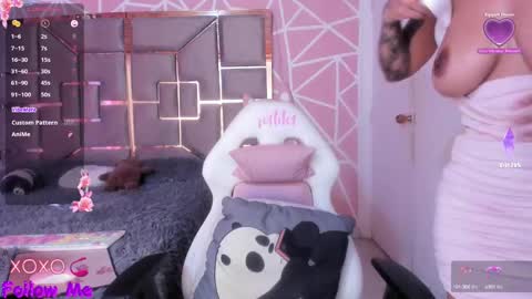 Snapshot of anggi1 chatting on February 8, 2025, 2:38 pm Anggi online show from February 8, 2025, 2:38 pm