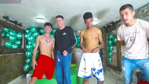 anghelytos online show from February 4, 2025, 7:55 pm