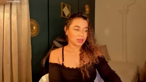 Snapshot of angie_leonn chatting on July 9, 2026, 12:42 pm A N G I E online show from July 9, 2026, 12:42 pm