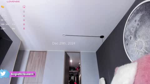 angie online show from December 29, 2024, 7:43 pm