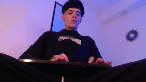 Snapshot of anhonymus chatting on September 12, 2025, 5:02 pm anhonymus online show from September 12, 2025, 5:02 pm