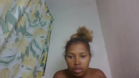 anichamarie0 online show from July 25, 2026, 6:55 am
