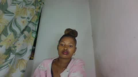 anichamarie0 online show from July 25, 2026, 9:23 pm
