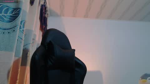 ANIIE  online show from May 11, 2026, 4:04 pm